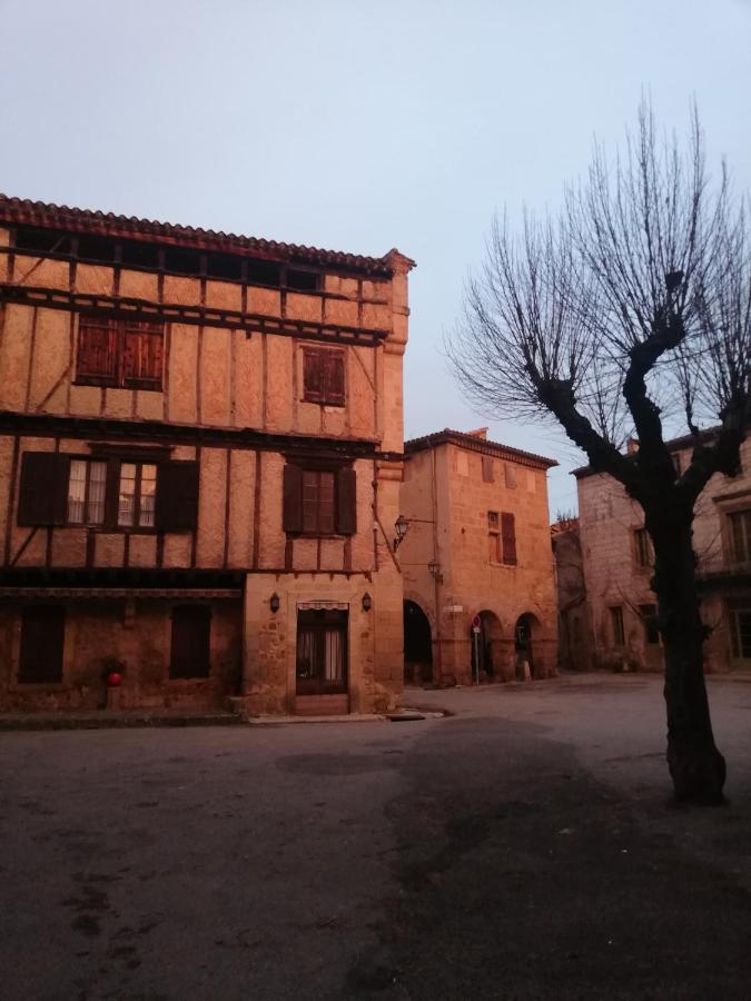 Maison De Nostradamus*** Occitanie Insolite Alet-les-Bains Extérieur photo